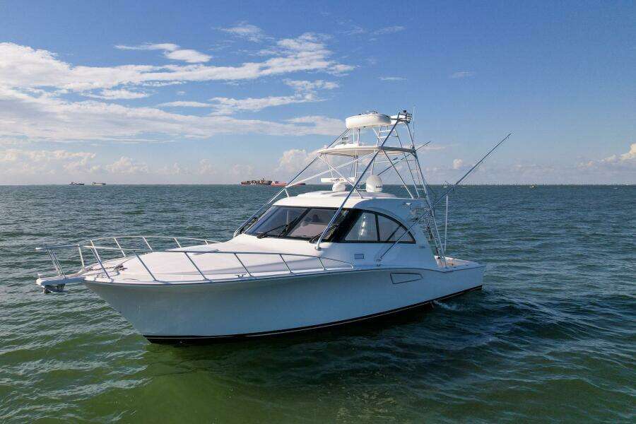 2012 Cabo 40 Express "True Story"