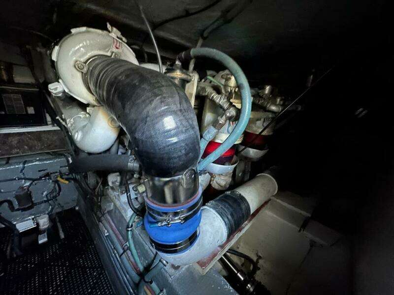 1988 Hatteras Convertible