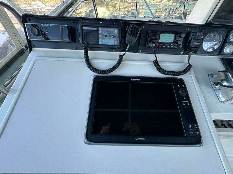 1988 Hatteras Convertible