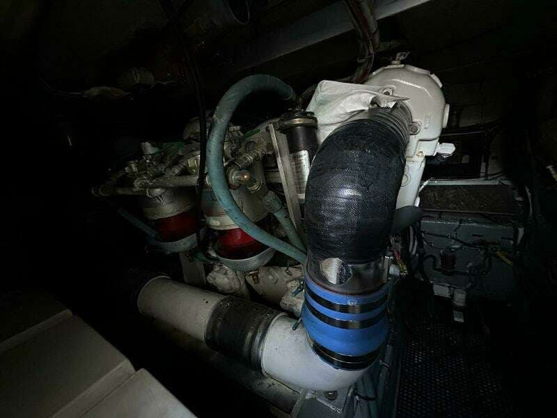 1988 Hatteras Convertible