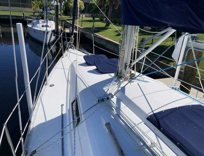 2000 Beneteau Oceanis 311