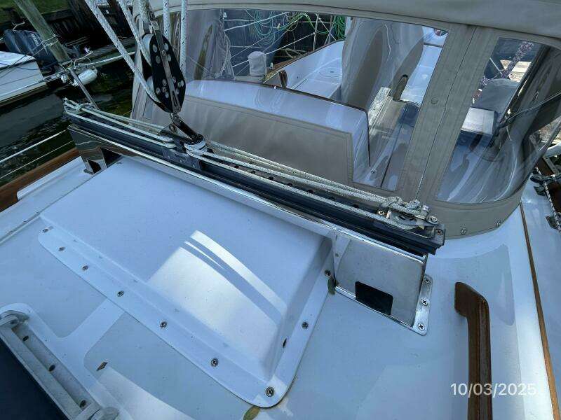 35' Bristol traveler2