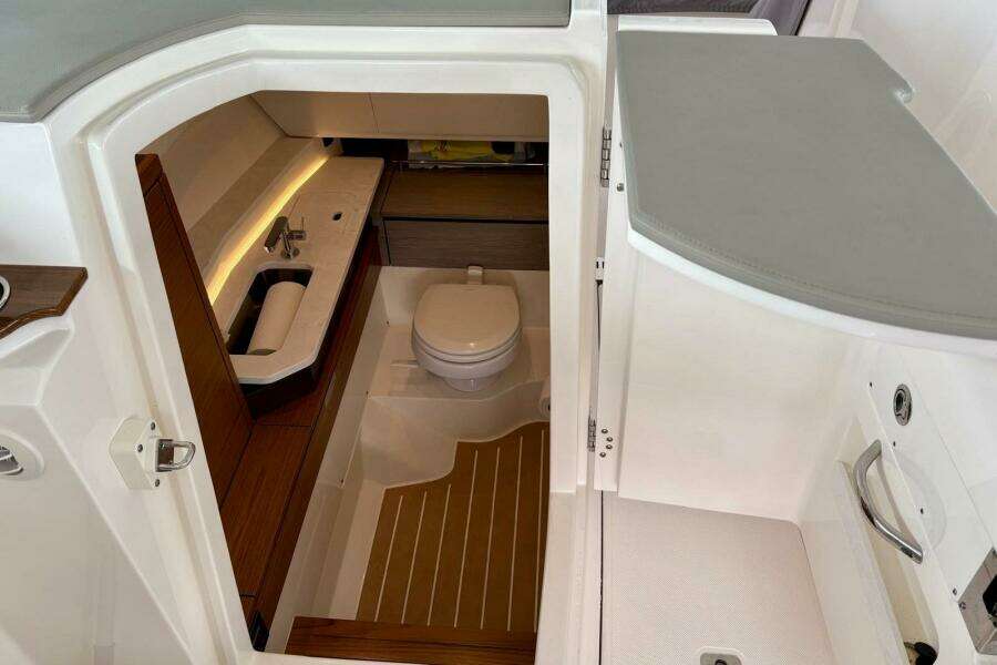 2024 Tiara Sport 34 LX