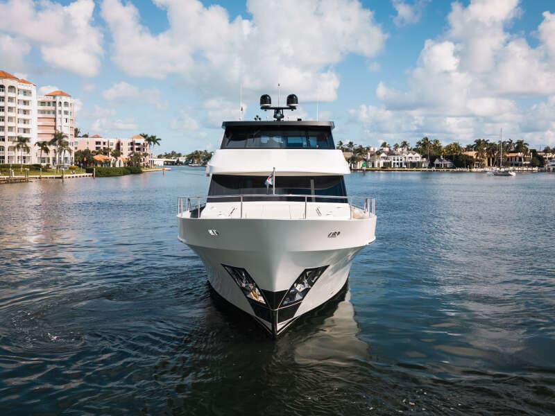 2022 Ocean Alexander 32L