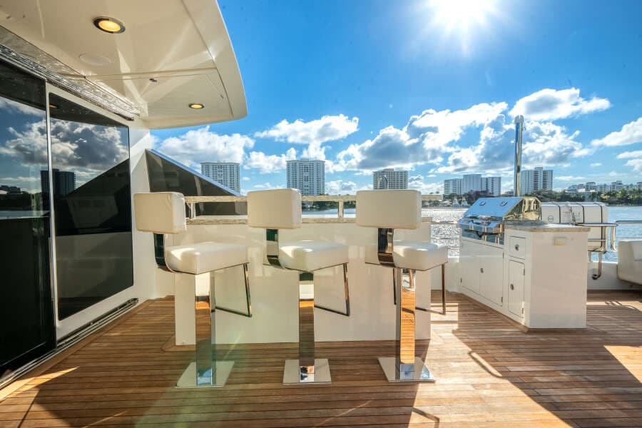 2022 Ocean Alexander 32L