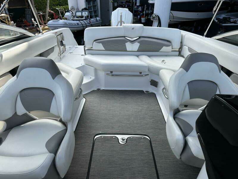 2020 Four Winns HD 240 OB