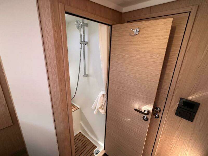 2024 Beneteau Swift Trawler 41 Sedan