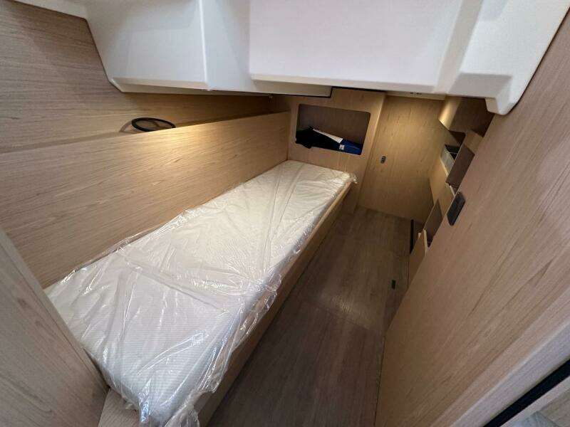 2024 Beneteau Swift Trawler 41 Sedan