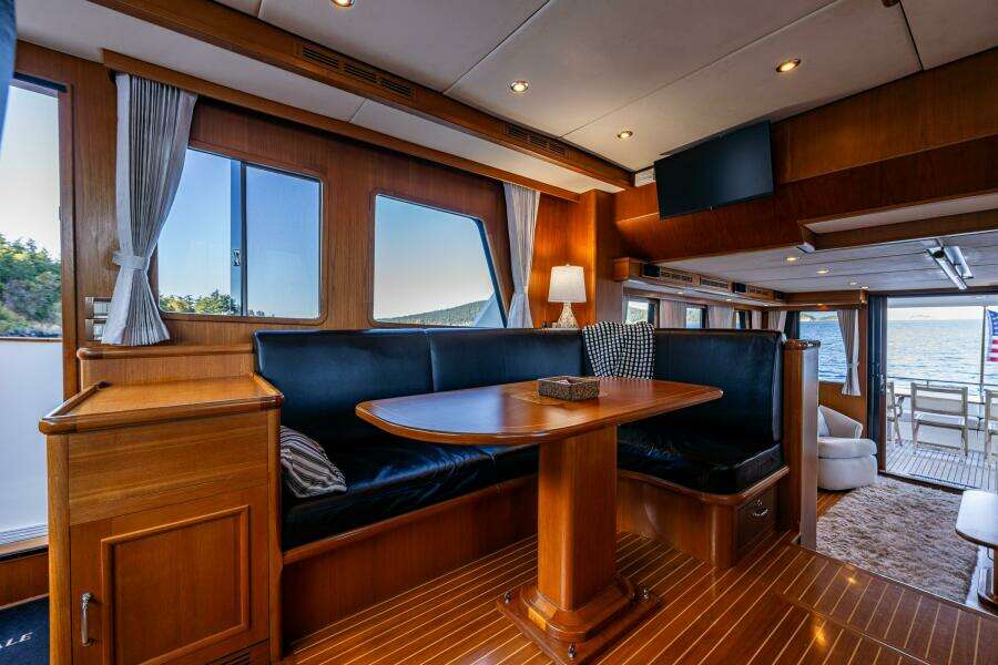 2007 Grand Banks 59 Aleutian Raised Pilothouse