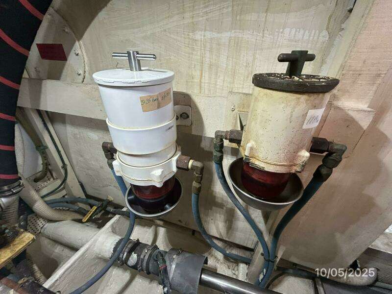 42' Grand Banks port Racor fuel filter
