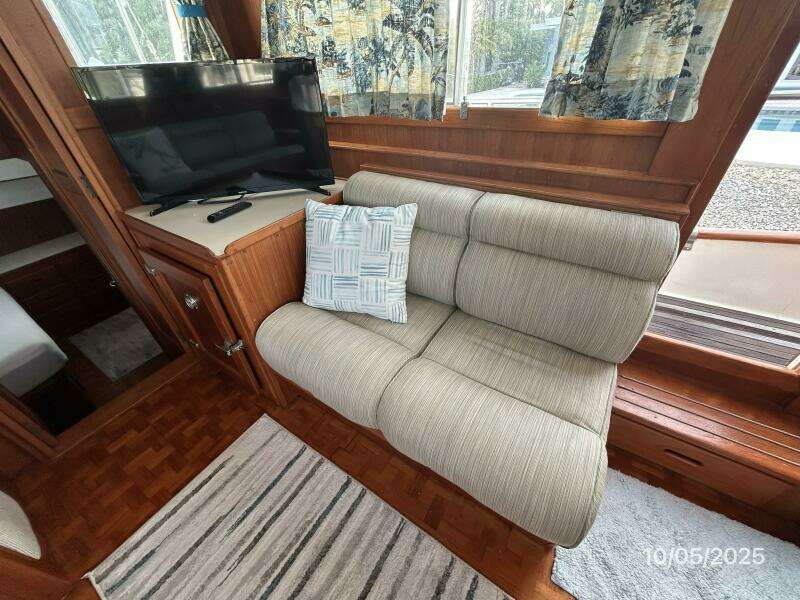 42' Grand Banks salon port aft seating