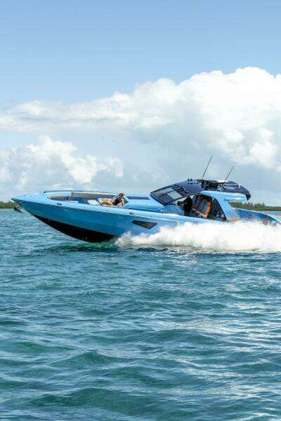 2025 Cigarette Thunder