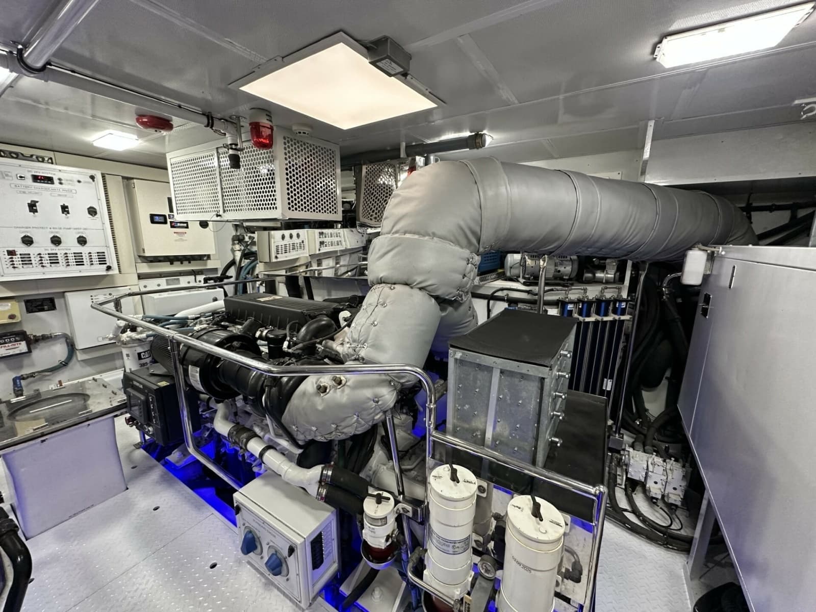 2014 Hargrave Sky Lounge