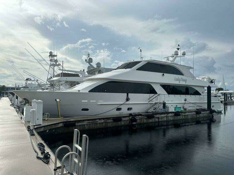 2014 Hargrave Sky Lounge