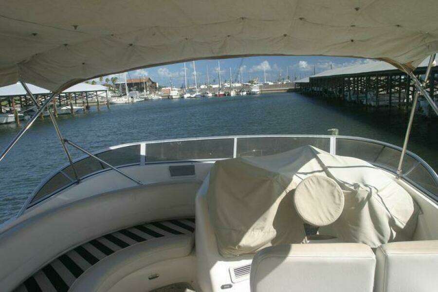 2005 Meridian 411 Sedan