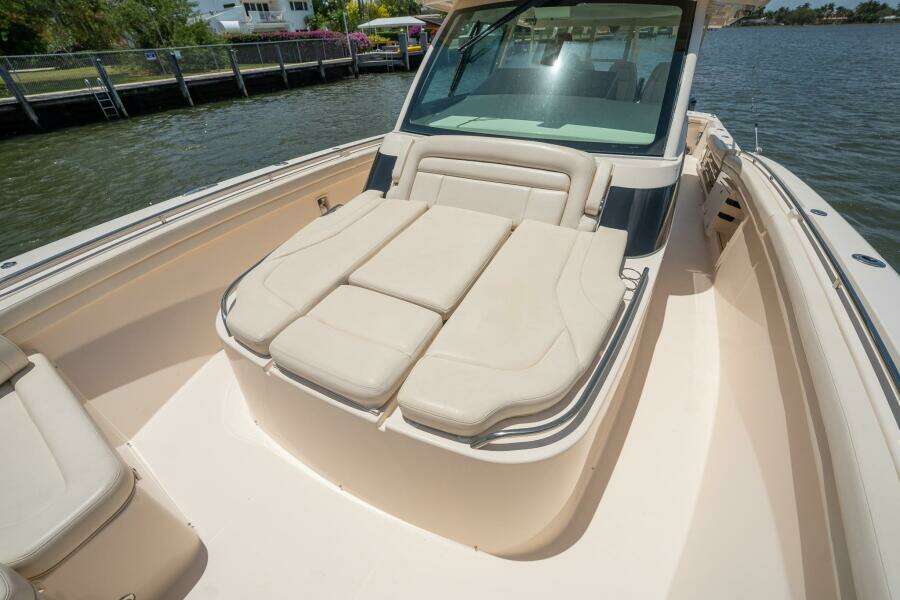 2019 Grady-White Canyon 456