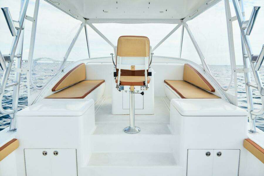 2003 Egg Harbor Predator Express