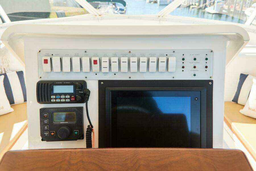 2003 Egg Harbor Predator Express