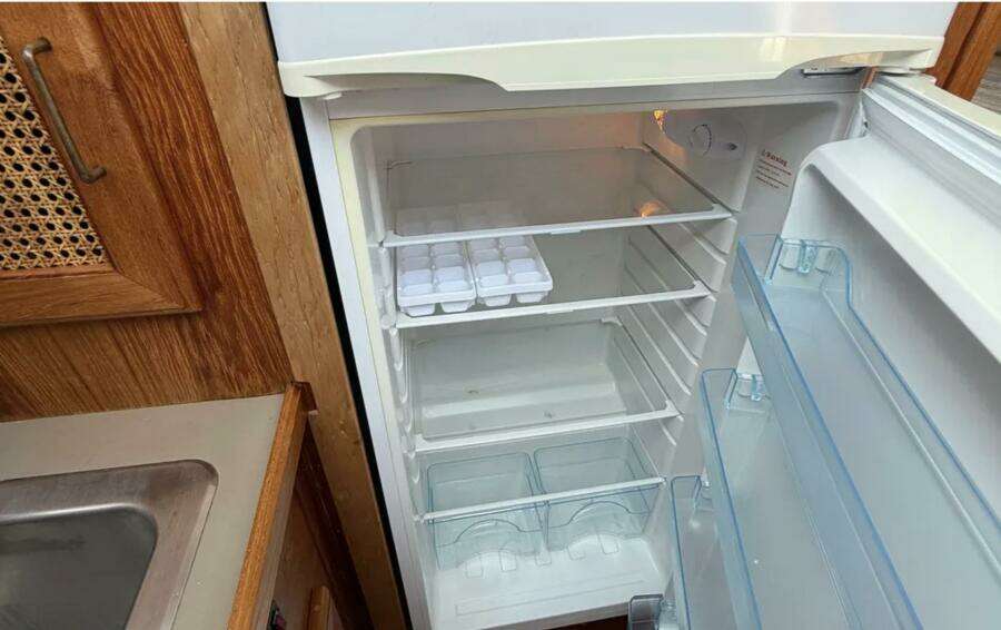 1983 Bayliner 3870 Motoryacht