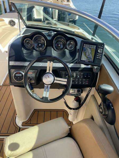 2014 Sea Ray 260 SunDeck