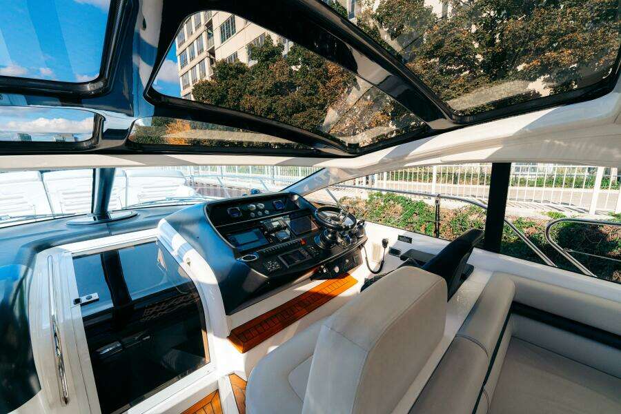 2014 Sunseeker Predator 60
