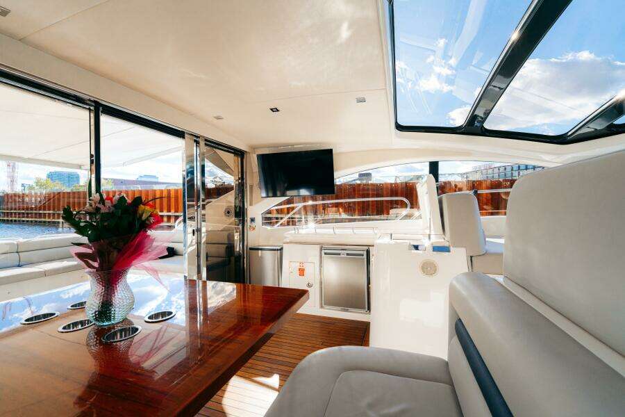 2014 Sunseeker Predator 60
