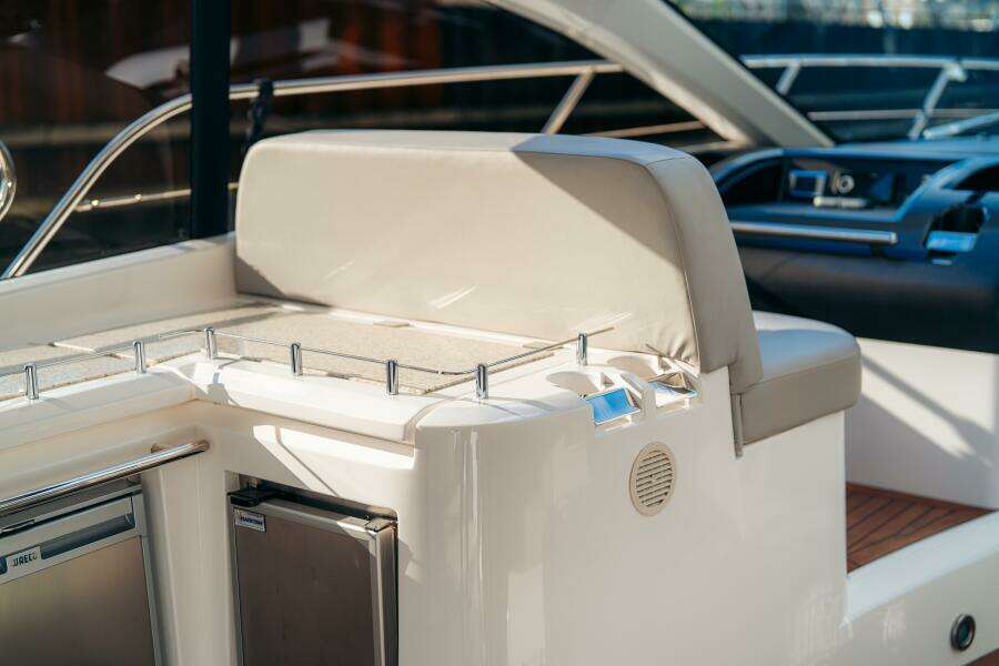 2014 Sunseeker Predator 60