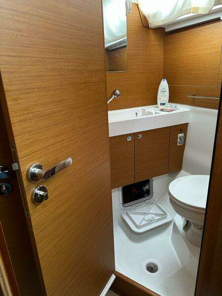 2018 Jeanneau Sun Odyssey 479