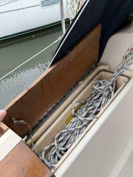 1991 Island Packet IP-29