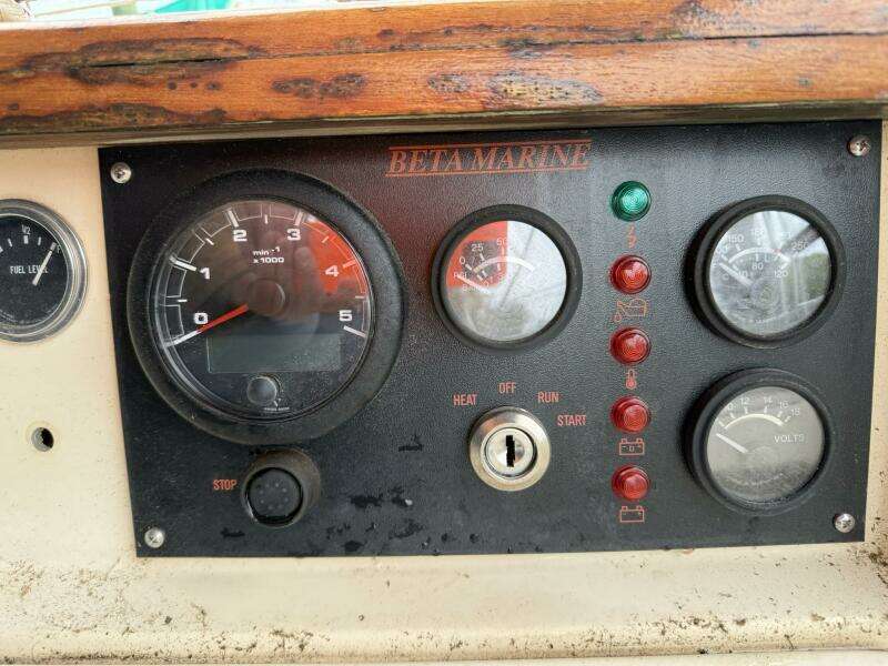 1991 Island Packet IP-29