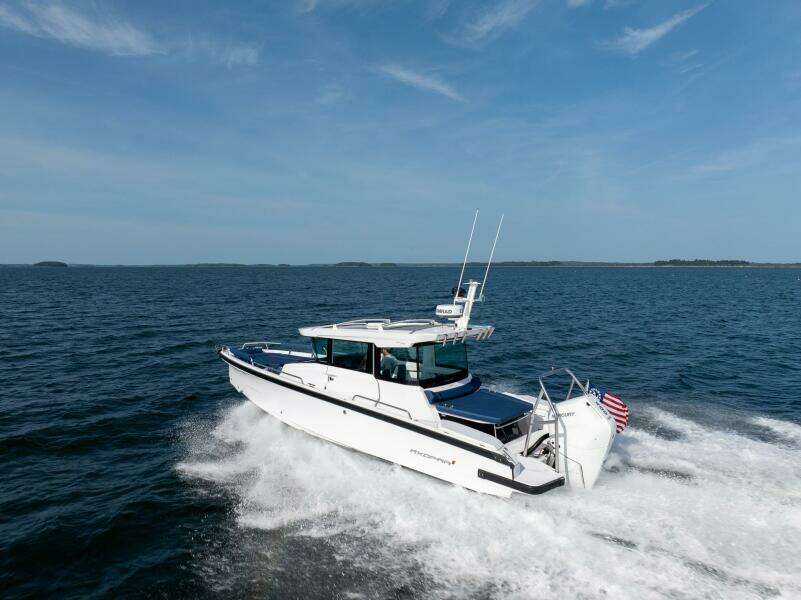 2026 Axopar Cross Cabin