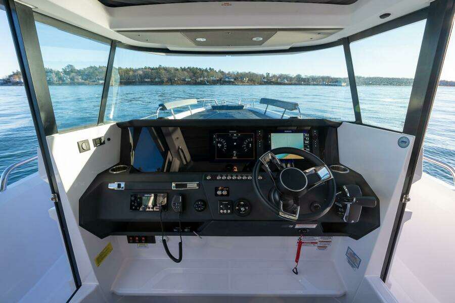 2026 Axopar Cross Cabin