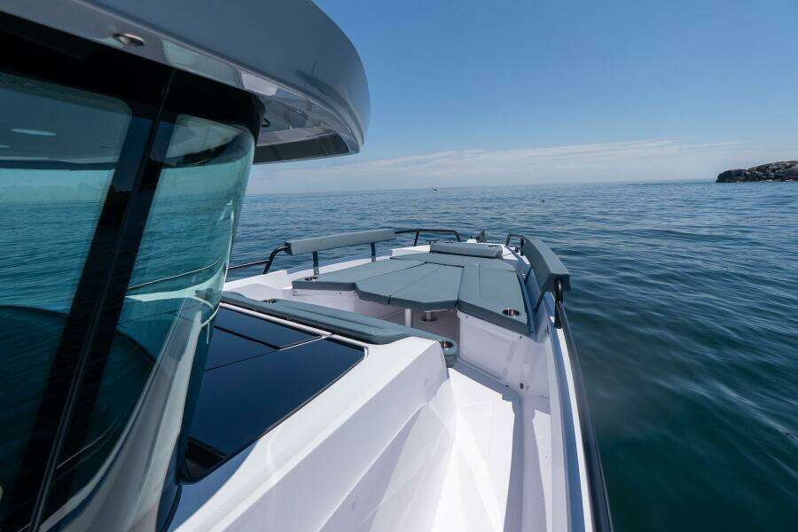 2026 Axopar Cross Cabin