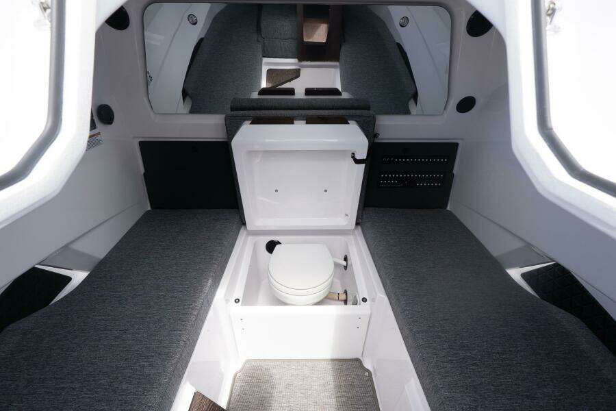 2026 Axopar Cross Cabin