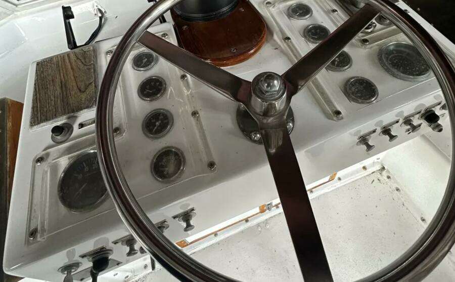 1974 Hatteras 58 Yachtfish