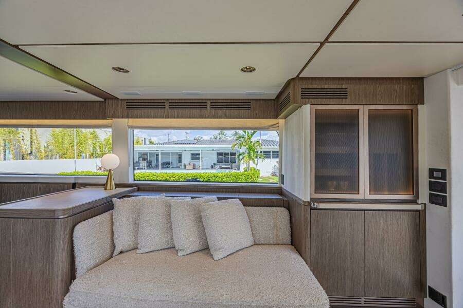 2022 Azimut Magellano 66