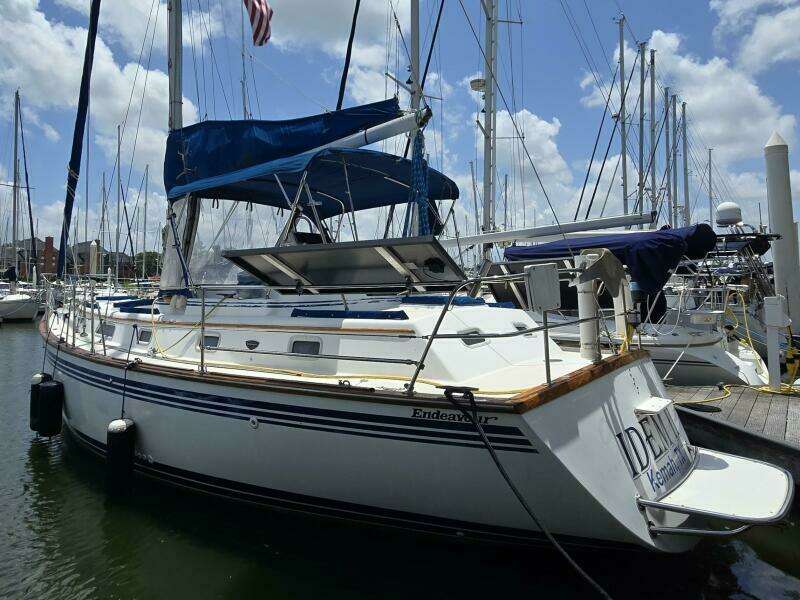 1985 Endeavour 38 CC
