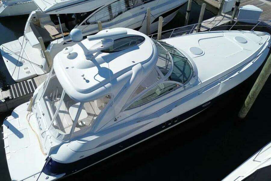2006 Cruisers Yachts 420 Express