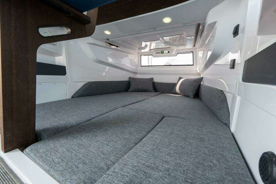 2026 Axopar Cross Cabin