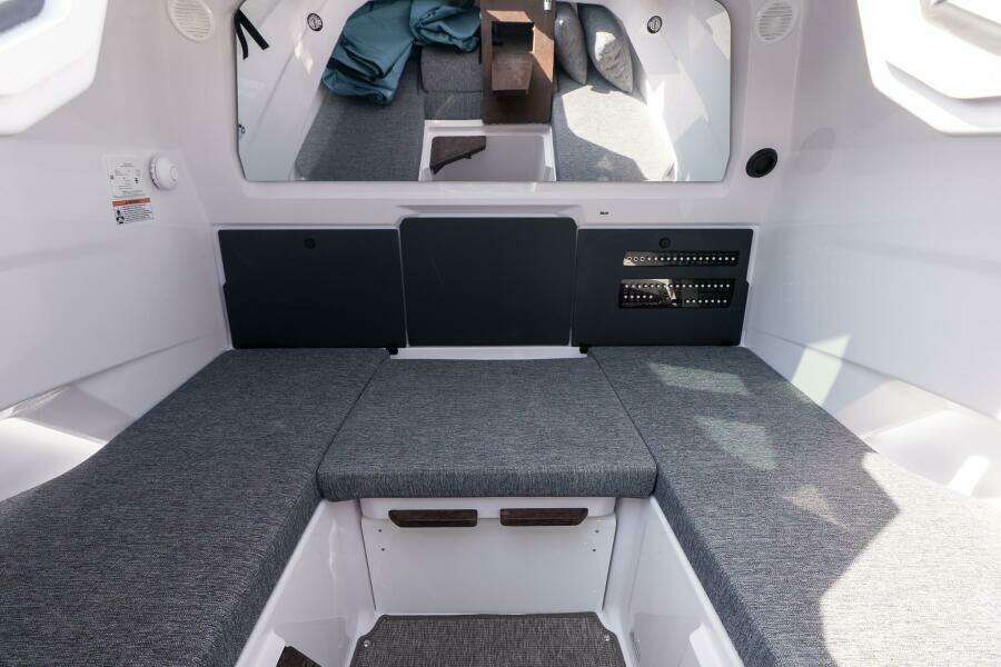 2026 Axopar Cross Cabin