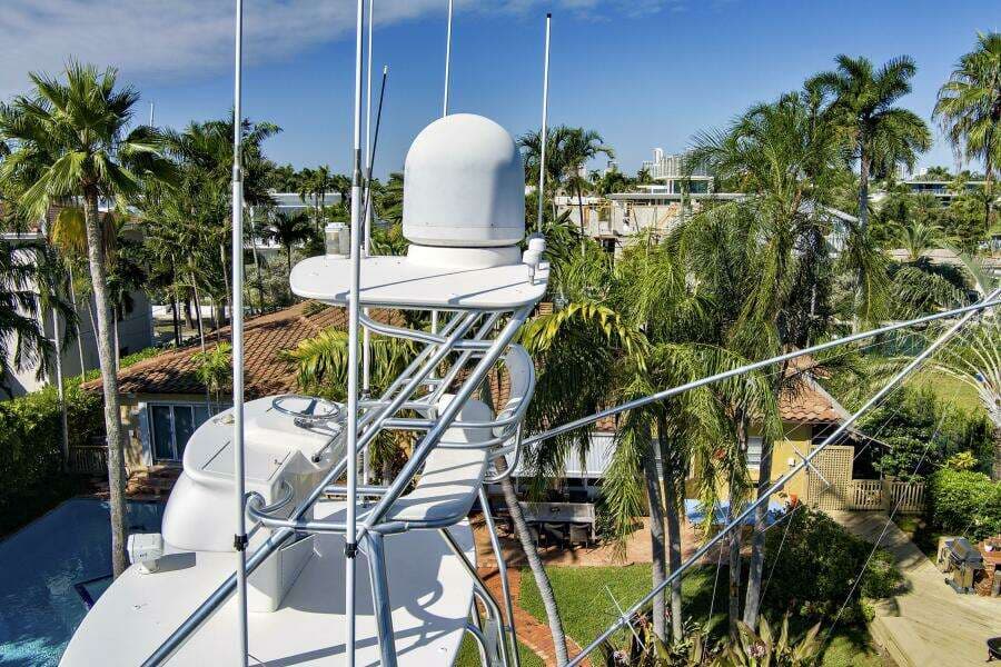 2008 Viking 74 Enclosed Bridge