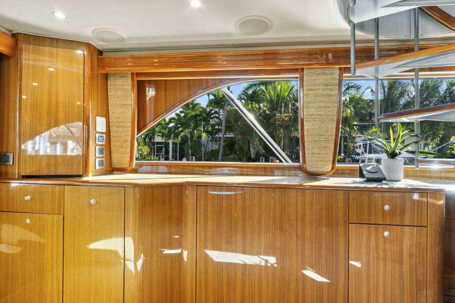 2008 Viking 74 Enclosed Bridge