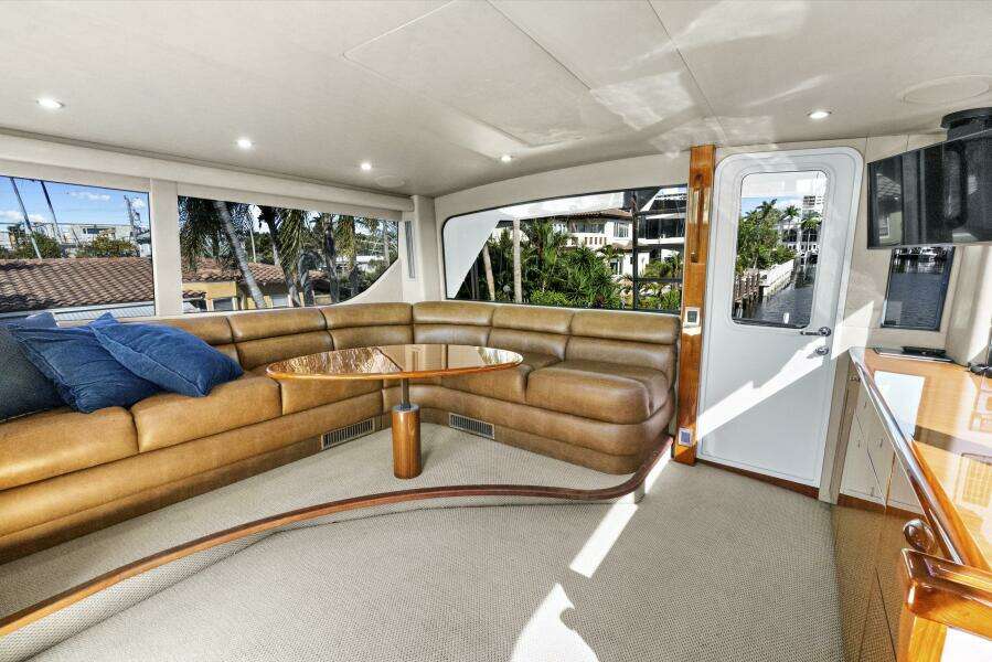 2008 Viking 74 Enclosed Bridge