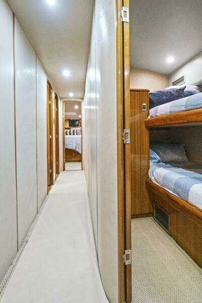 2008 Viking 74 Enclosed Bridge