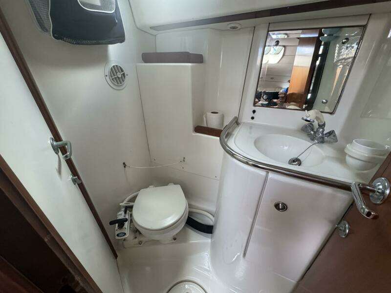 2000 Beneteau 461