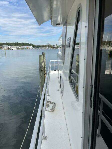 1991 Gibson 37 Standard Houseboat