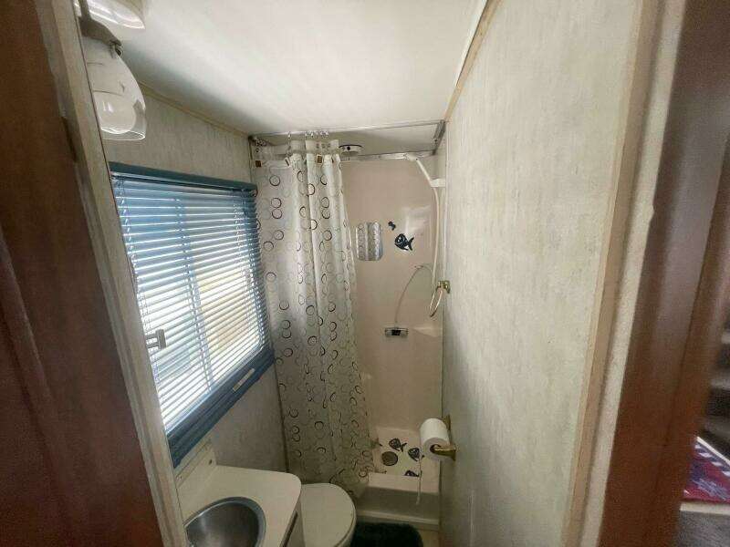 1991 Gibson 37 Standard Houseboat