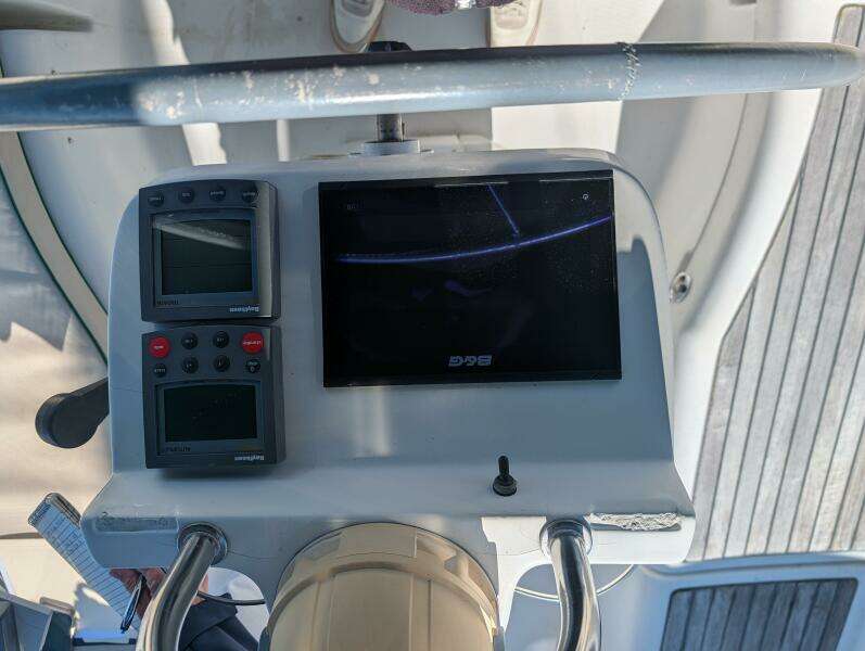2001 Beneteau Oceanis 331