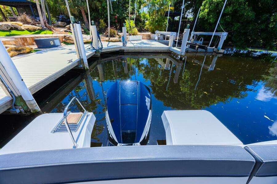 2022 Jeanneau NC 795 Series 2