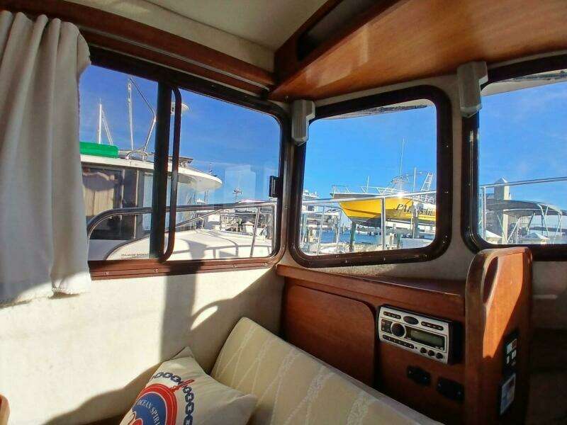 2009 Ranger Tugs R-25